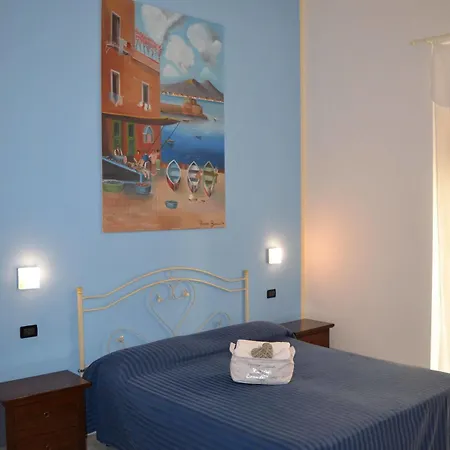 Anna's Family Bed & Breakfast 2*