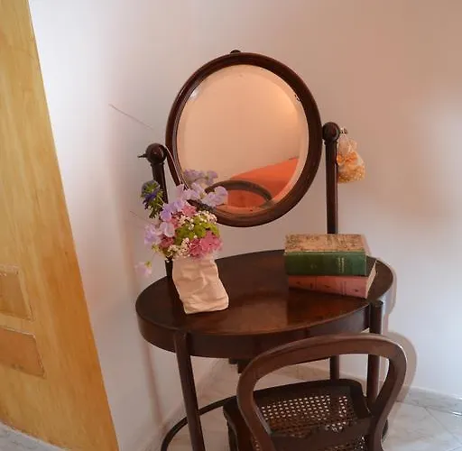 Anna's Family Bed and Breakfast