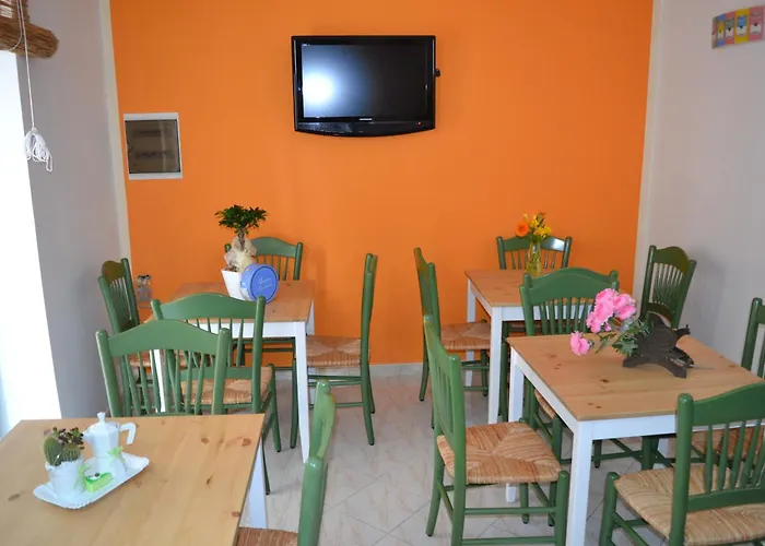 Bed and Breakfast Anna's Family Νάπολη